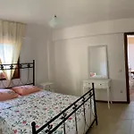 Alp Hotel *